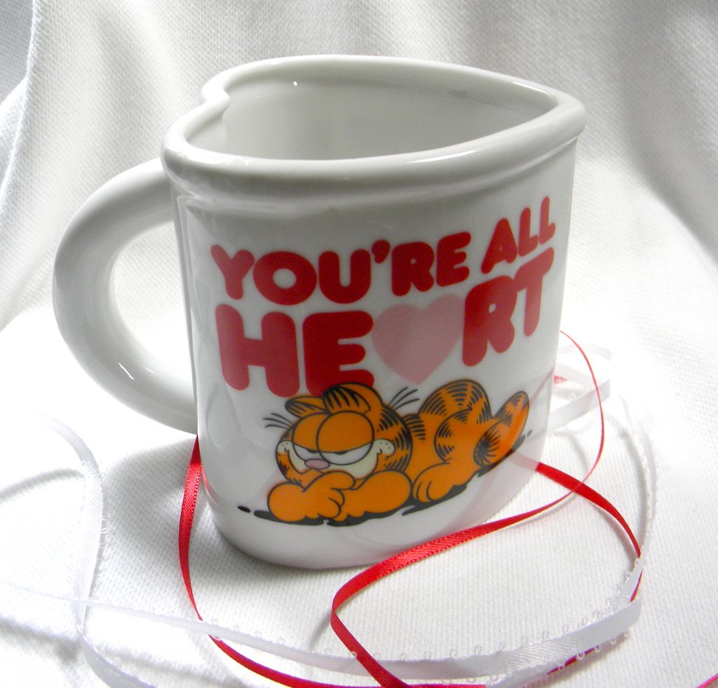 garfield heart shaped coffee cup for children