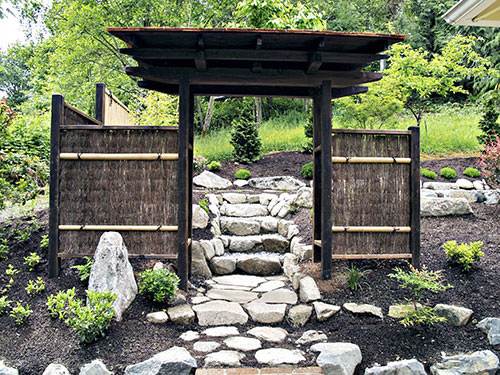 japanese wooden gate