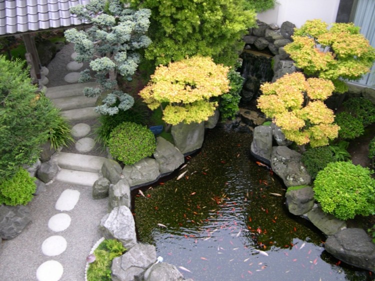 stone to use as pathway in japanese residential garden