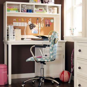 teenager study desk in a tiny room