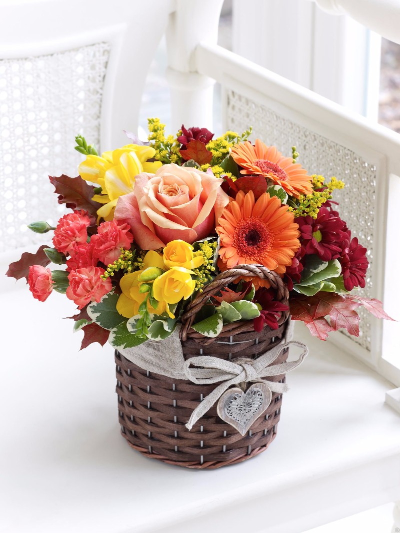 pretty basket flower for autumn