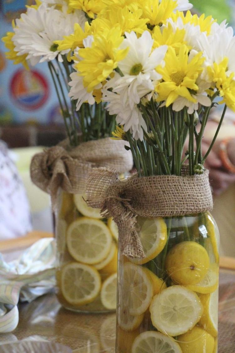 yellow and white Gerbera daisy in bouguet ideas