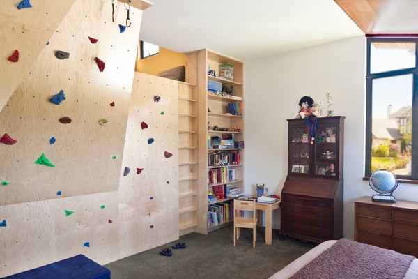 wall climbing for children bedroom