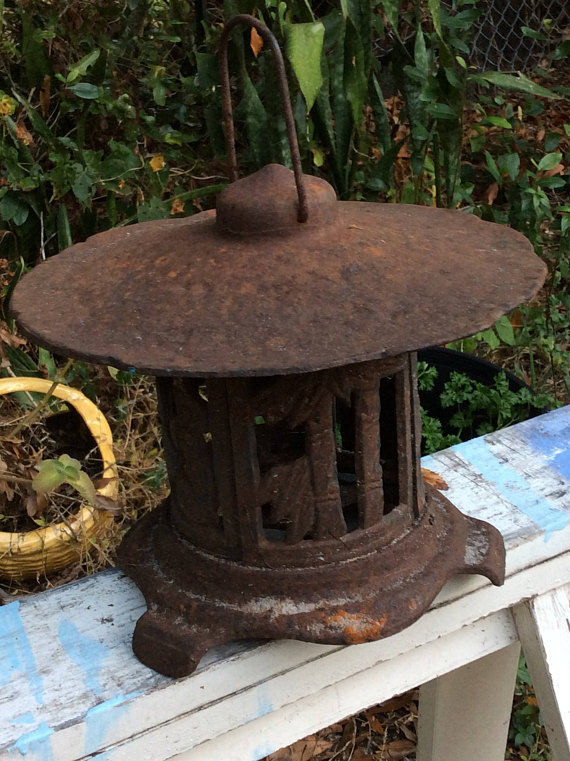 cast iron japanese garden lantern