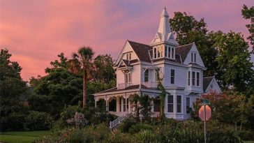 1892 Texas Victorian style home