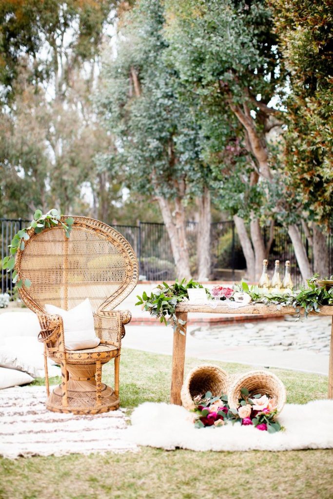 peacock wicker chair for event decor ideas